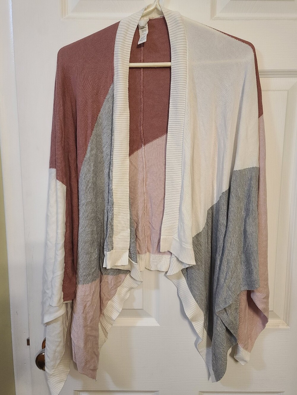 Lululemon Hatha Wrap Blush Pink White